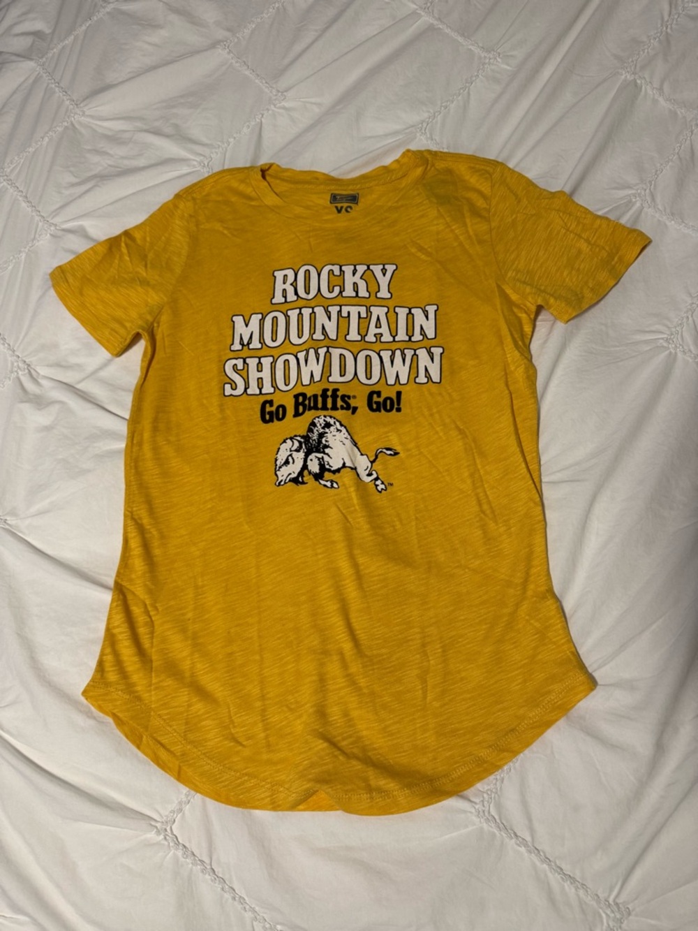 NWOT University of Colorado Sko Buffs Graphic Tee